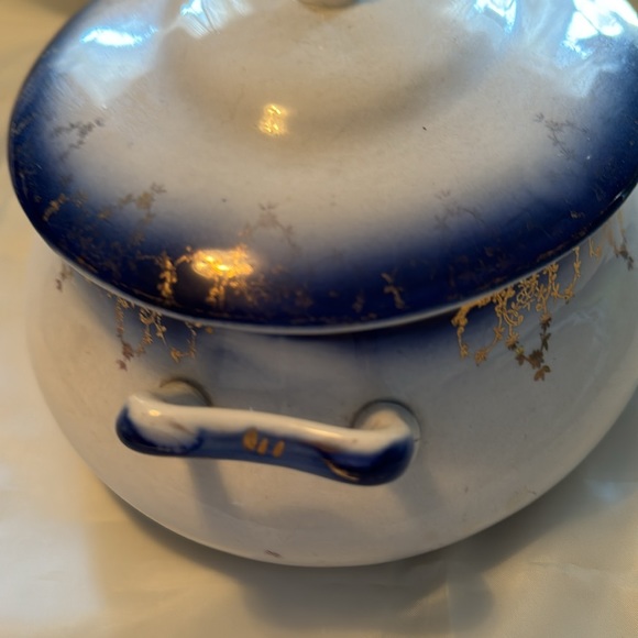 Vintage Covered China Dish - Picture 3 of 12